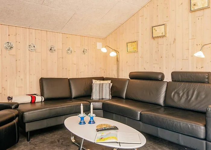 Modern Retreat Near Vadehavet - By Traum